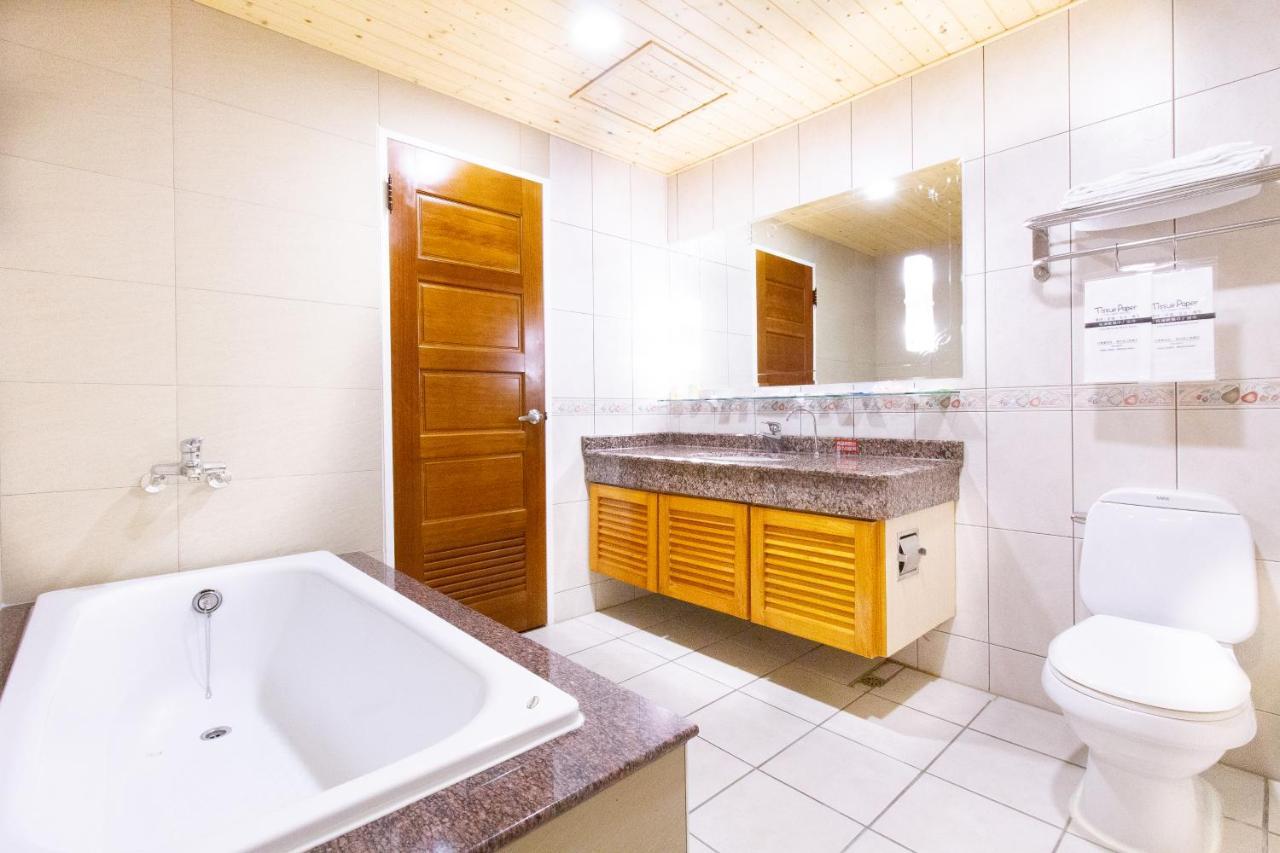 Daniel Motel Шининг Екстериор снимка